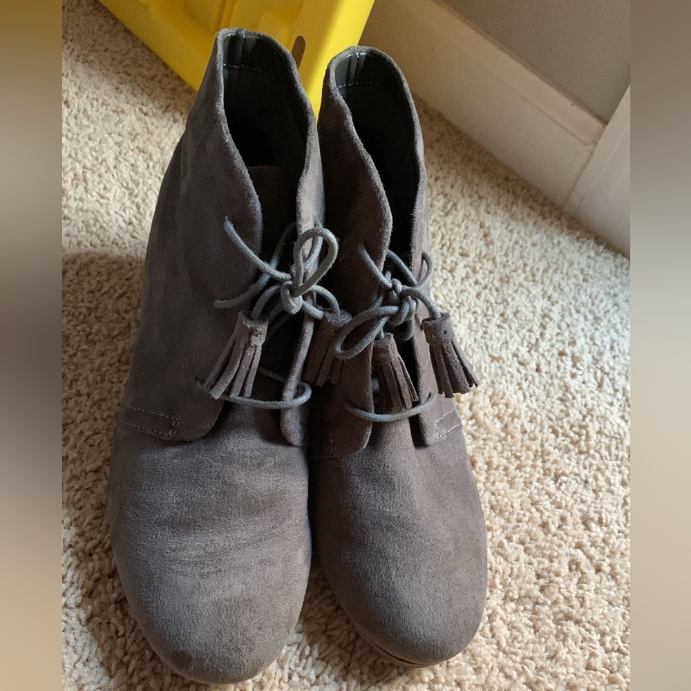 Dr. Scholl’s Dakota ankle bootie - Picture 2 of 8